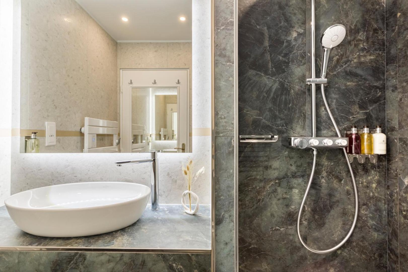 Merveil - Luxury - Marais - Lenoir I * Parijs